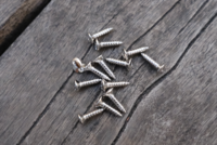 mm Pickguard screws (13)